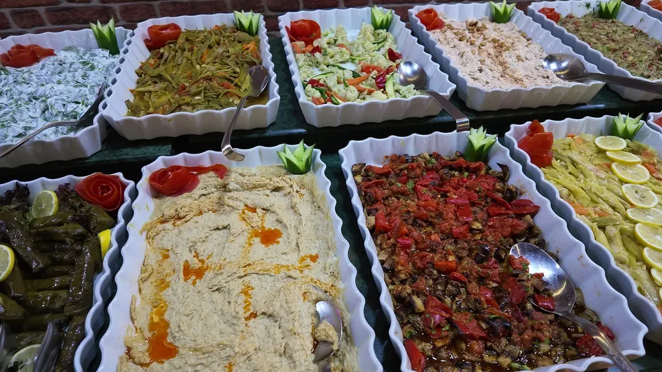 Renkli soğuk mezeler